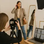 Come creare un lookbook personale? I passaggi per valorizzare il tuo stile in ogni scatto